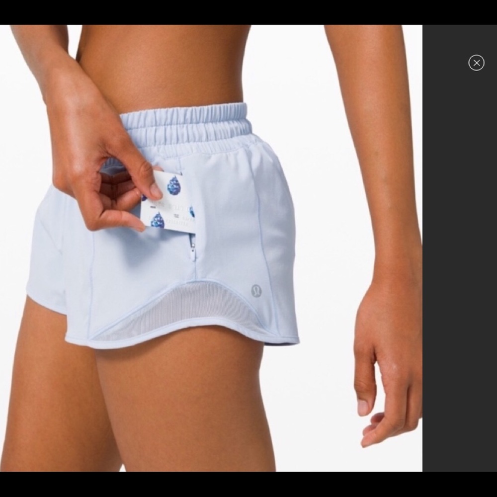 NWT Lululemon Hotty Hot LR Shorts 2.5 “